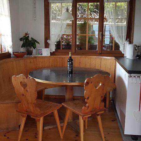 Traumhaftes Chalet Mit Seesicht Krattigen ภายนอก รูปภาพ