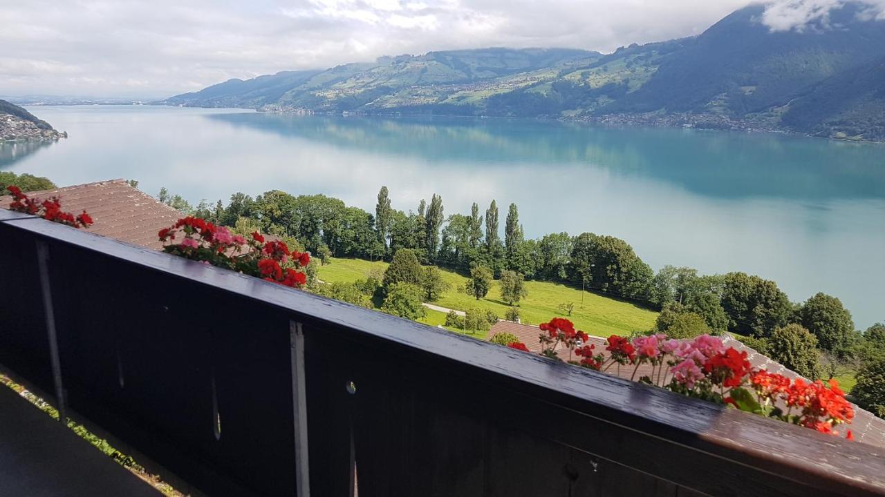 Traumhaftes Chalet Mit Seesicht Krattigen ภายนอก รูปภาพ